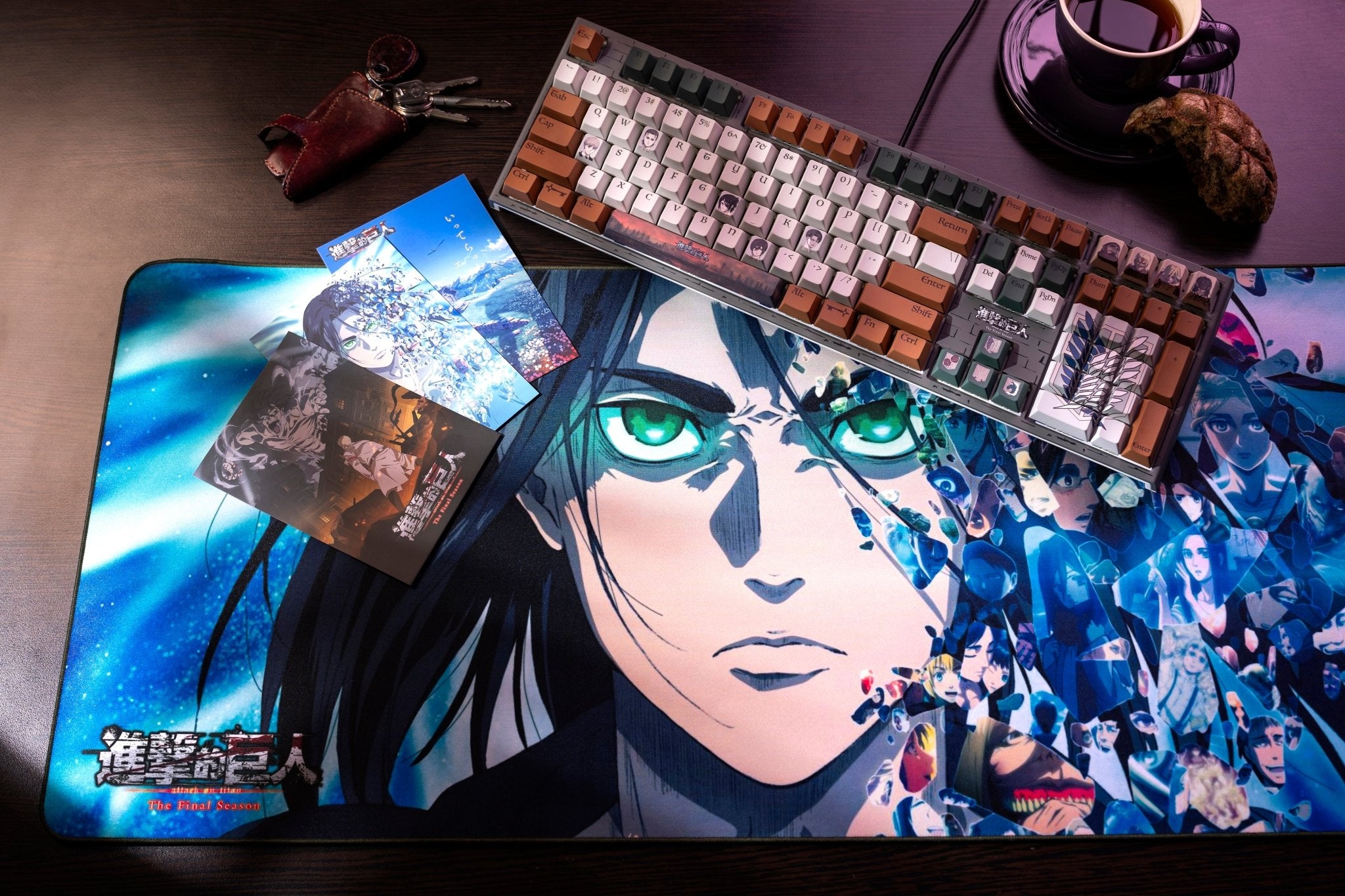 《進擊的巨人》全新限定機械鍵盤套裝現身動漫節！ 精美套裝還原經典感動場面 即日起正式開放預訂 - Microworks ACG