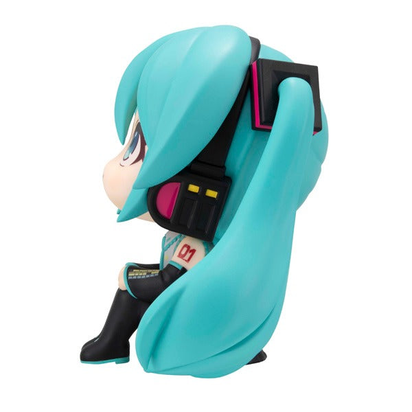 《預訂》Megahouse [LOOK UP] 初音未來