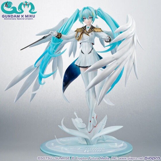 《預訂》Megahouse [Lucrea]《機動戰士高達》初音未來X零式飛翼高達EW (45週年紀念版)[PB] - Microworks ACG