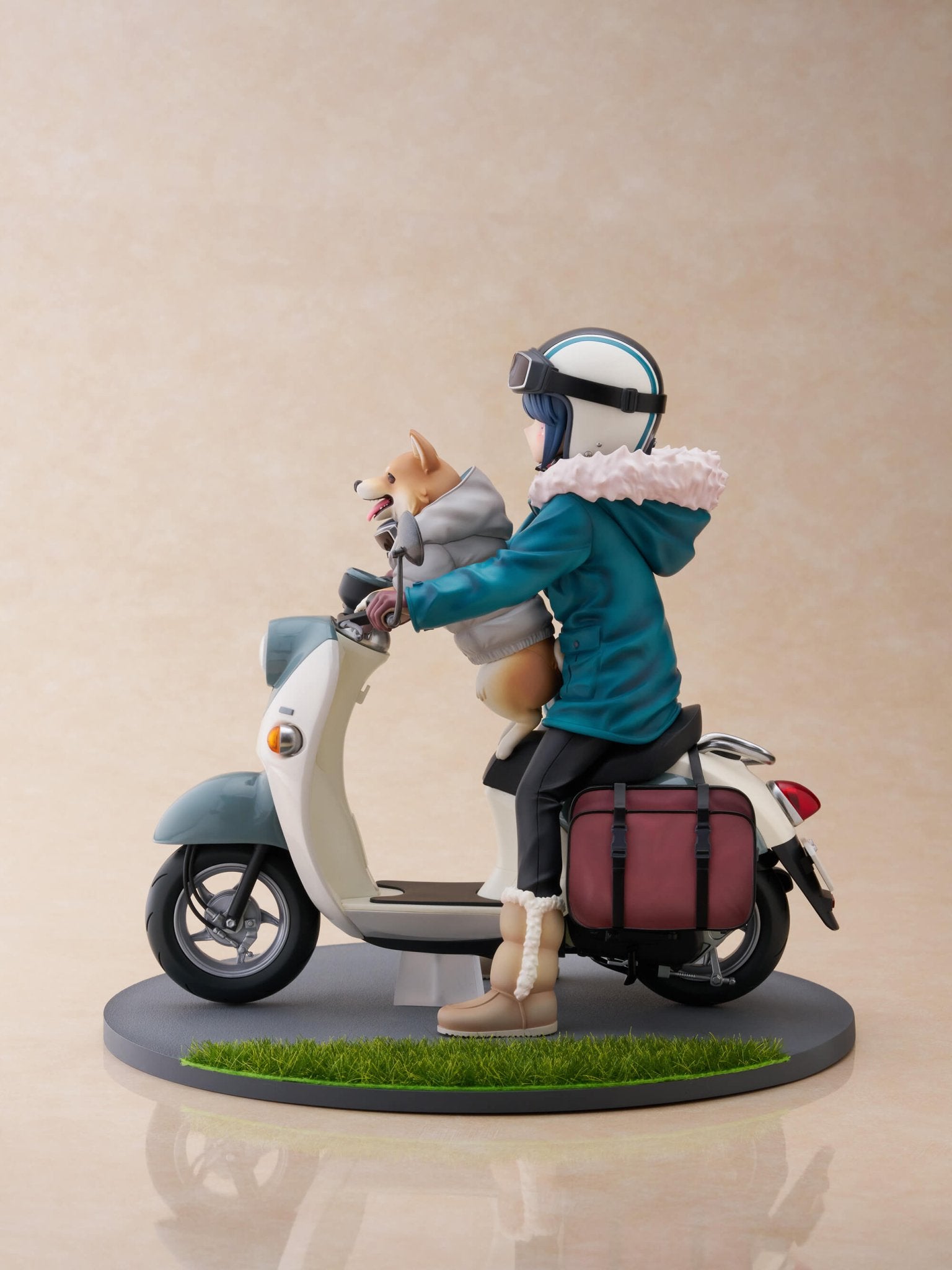 FURYU F:NEX《搖曳露營第三季》志摩凛1/7比例手辦 - Microworks ACG