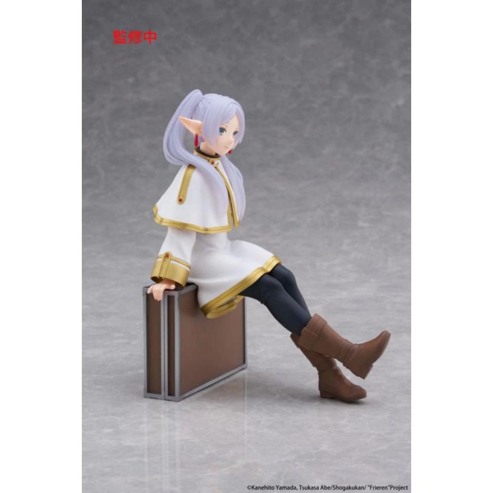 《預訂》TAITO Desktop Cute Figure《葬送的芙莉蓮》芙莉蓮(Trunk Case Ver.) - Microworks ACG