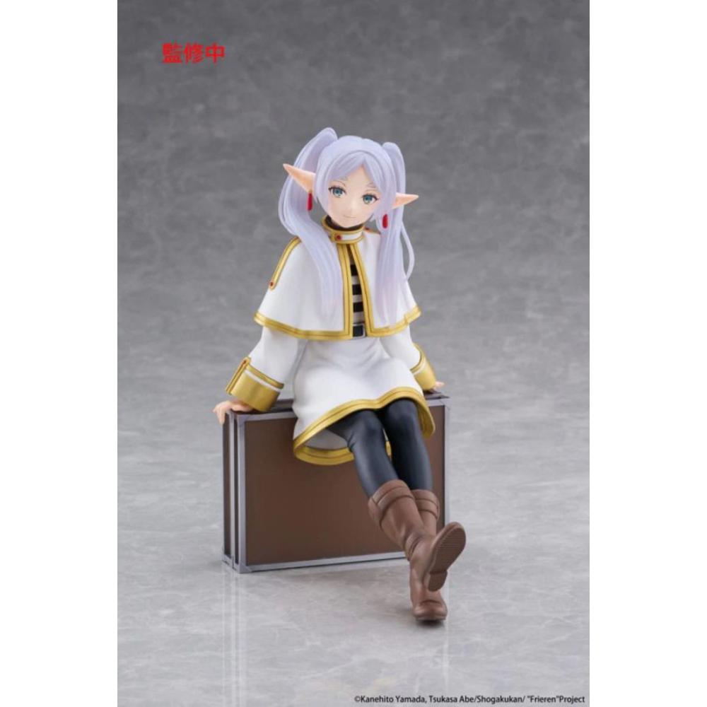 《預訂》TAITO Desktop Cute Figure《葬送的芙莉蓮》芙莉蓮(Trunk Case Ver.) - Microworks ACG