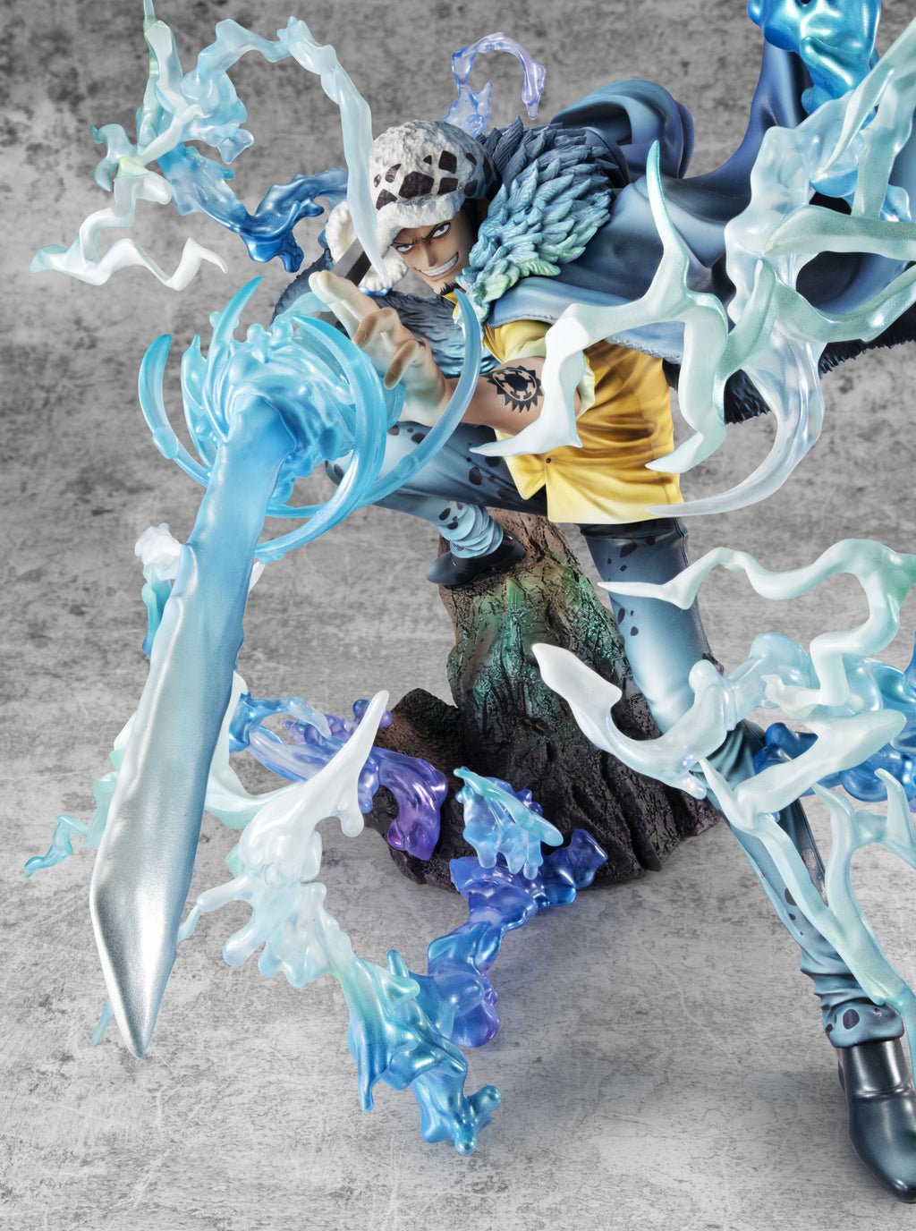 《預訂已截單》Megahouse [P.O.P]《海賊王》「死亡外科醫生」特拉法爾加 羅 [覺醒] [PB] - Microworks ACG