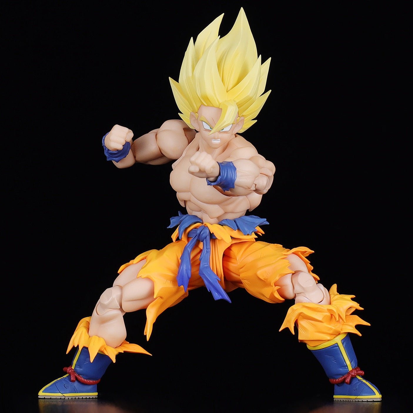 Bandai [SHF]《龍珠Z》超級撒亞人孫悟空 - 傳說之超級撒亞人 - (再販) - Microworks ACG