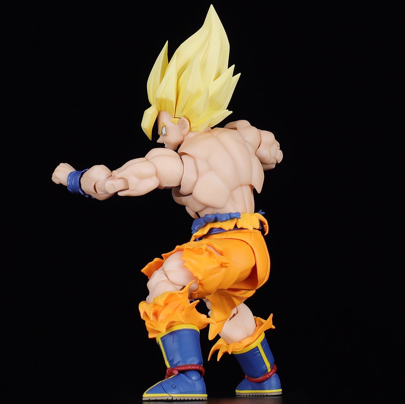 Bandai [SHF]《龍珠Z》超級撒亞人孫悟空 - 傳說之超級撒亞人 - (再販) - Microworks ACG